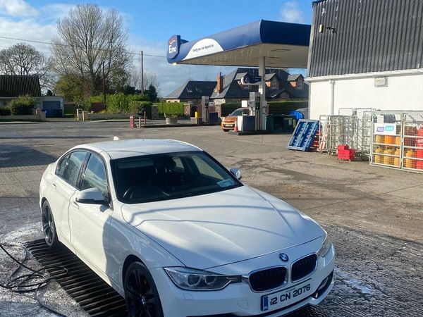 BMW 3-Series Saloon, Diesel, 2012, White