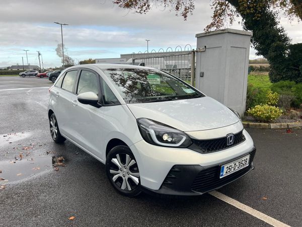 Honda Jazz Hatchback, Petrol Hybrid, 2025, White