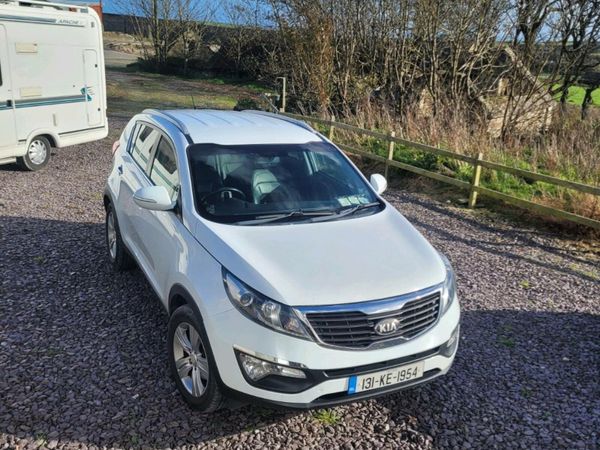 Kia Sportage SUV, Diesel, 2013, White