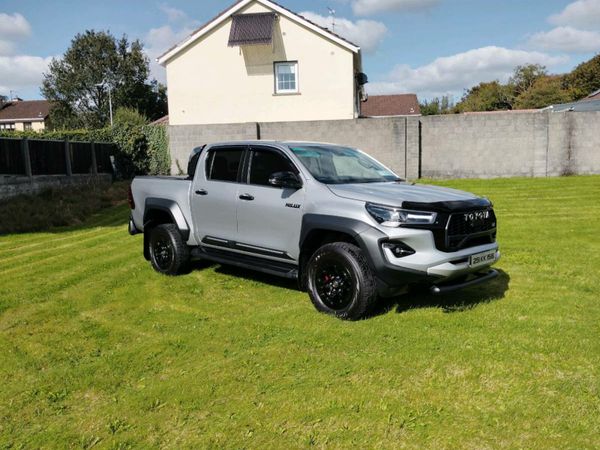Toyota Hilux Pick Up, Diesel, 2025, Grey