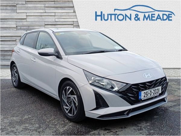 Hyundai i20 Hatchback, Petrol, 2025, Grey