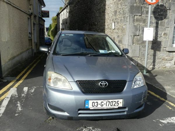 Toyota Corolla Hatchback, Petrol, 2003, Blue