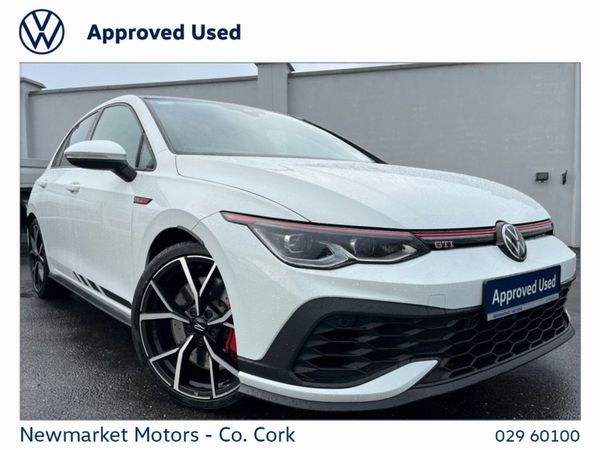 Volkswagen Golf Estate, Petrol, 2023, White