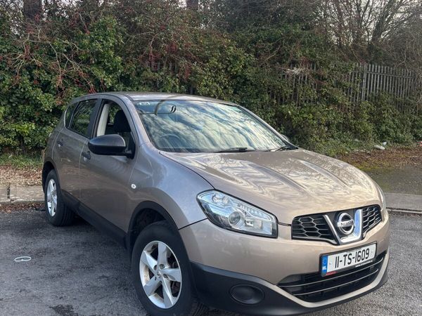 Nissan Qashqai Hatchback, Diesel, 2011, Brown