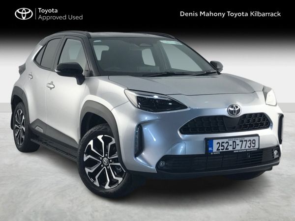 Toyota Yaris Cross Hatchback, Petrol Hybrid, 2025, Silver