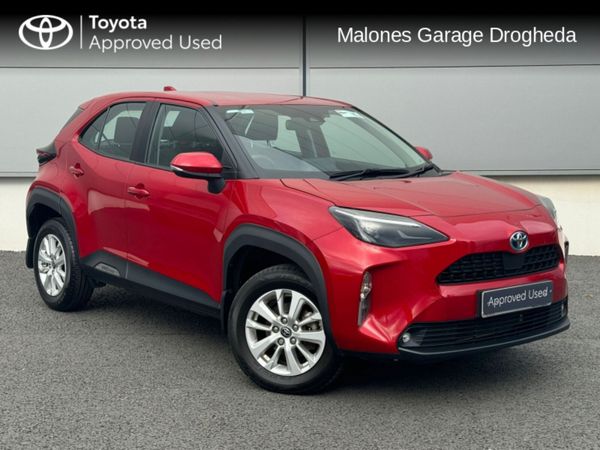 Toyota Yaris Cross Hatchback, Petrol Hybrid, 2022, Red