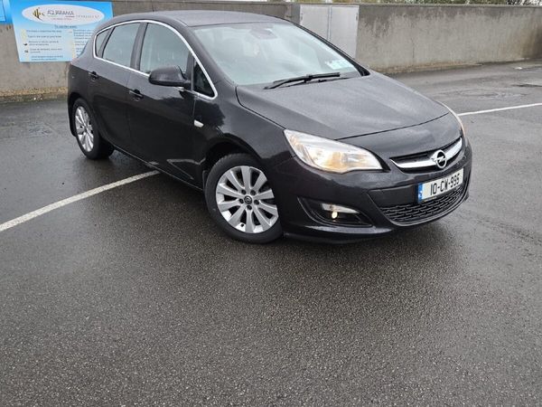 Opel Astra Hatchback, Diesel, 2010, Black