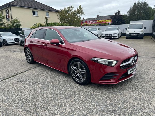 Mercedes-Benz 220 Hatchback, Diesel, 2021, Red