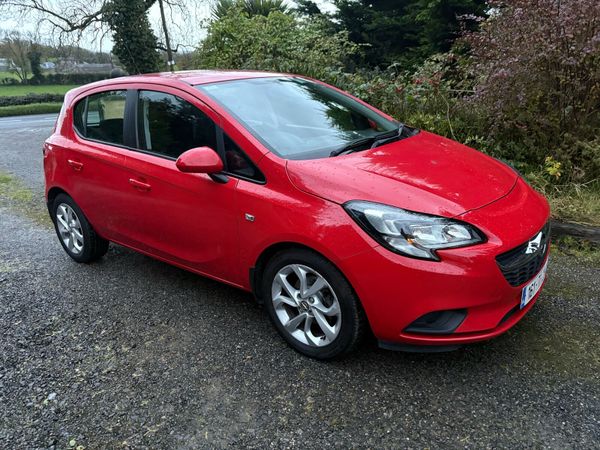 Opel Corsa Hatchback, Petrol, 2016, Red