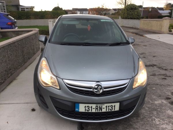 Vauxhall Corsa Hatchback, Diesel, 2013, Silver