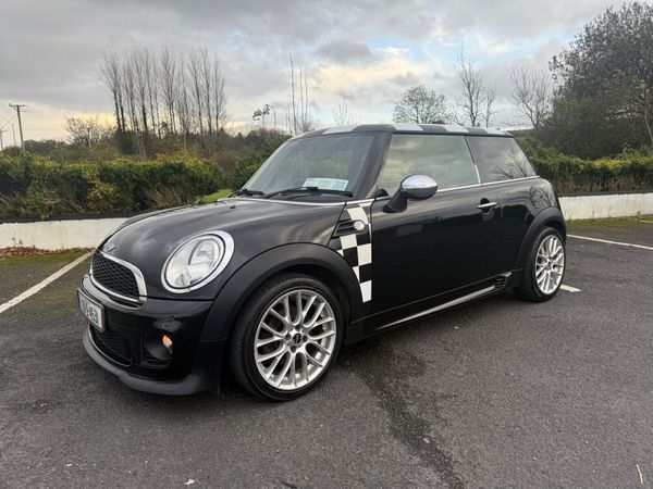 Mini Cooper Hatchback, Petrol, 2013, Black