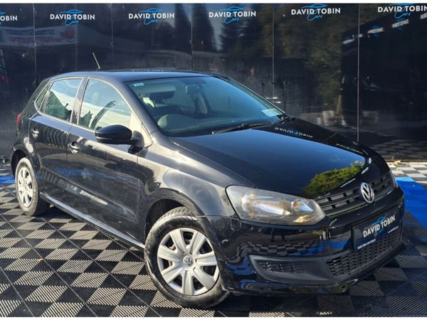 Volkswagen Polo Hatchback, Petrol, 2014, Black