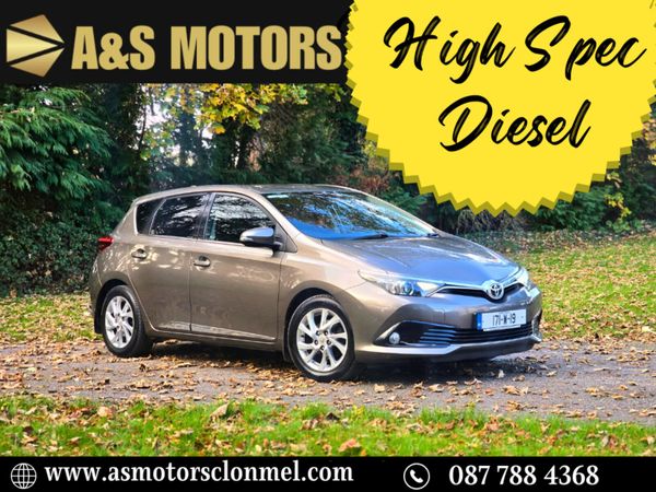 Toyota Auris Hatchback, Diesel, 2017, Grey