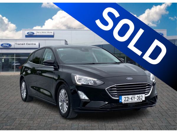 Ford Focus Hatchback, Petrol, 2022, Black