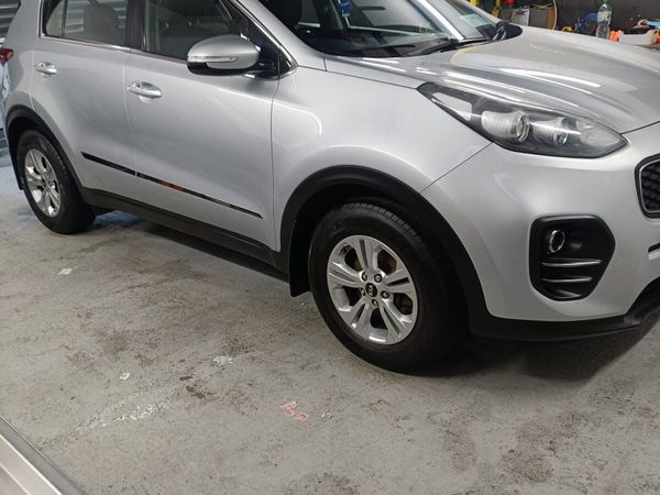 Kia Sportage SUV, Diesel, 2016, Silver