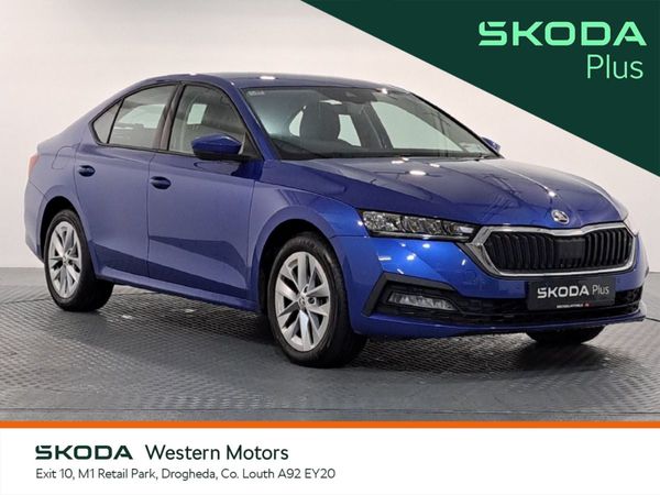 Skoda Octavia Saloon, Diesel, 2024, Blue