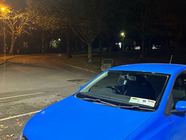 Volkswagen Polo Hatchback, Petrol, 2015, Blue