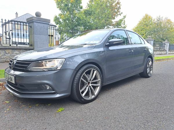 Volkswagen Jetta Saloon, Diesel, 2015, Grey