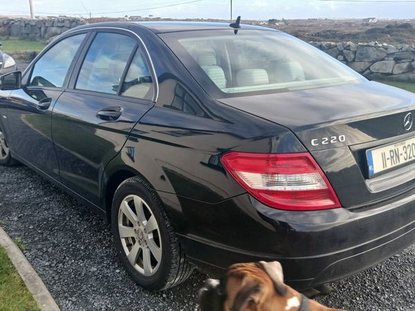 Mercedes-Benz C-Class Saloon, Diesel, 2011, Black
