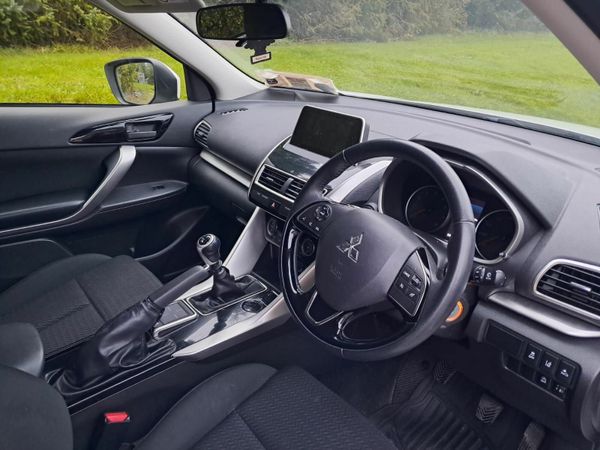 Mitsubishi Eclipse Cross Hatchback, Petrol, 2019, White