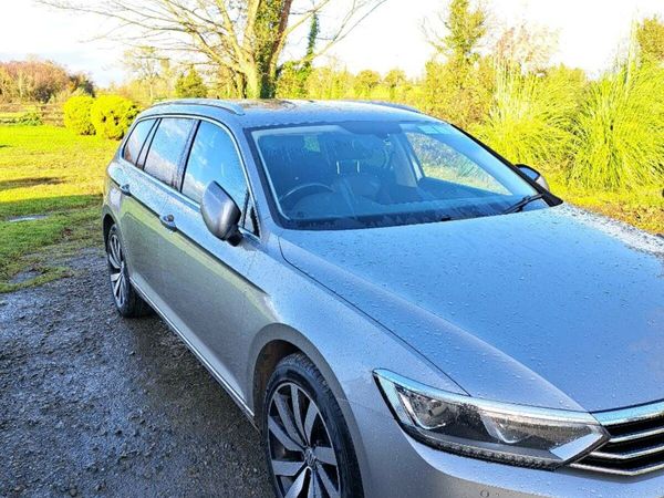 Volkswagen Passat Estate, Diesel, 2015, Silver