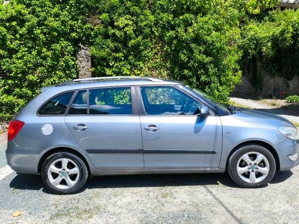 Skoda Fabia Estate/Jeep, Petrol, 2013, Grey