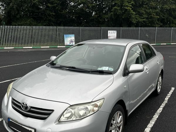 Toyota Corolla Saloon, Petrol, 2008, Silver