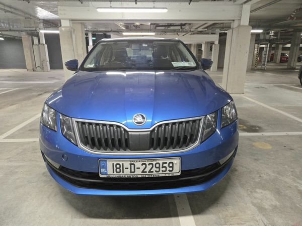 Skoda Octavia Saloon, Diesel, 2018, Blue
