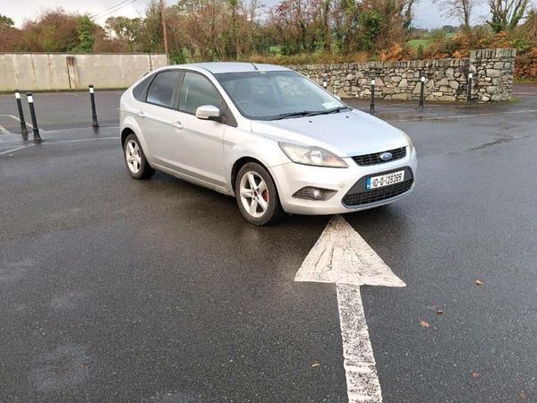 Ford Focus Hatchback, Diesel, 2010, Silver