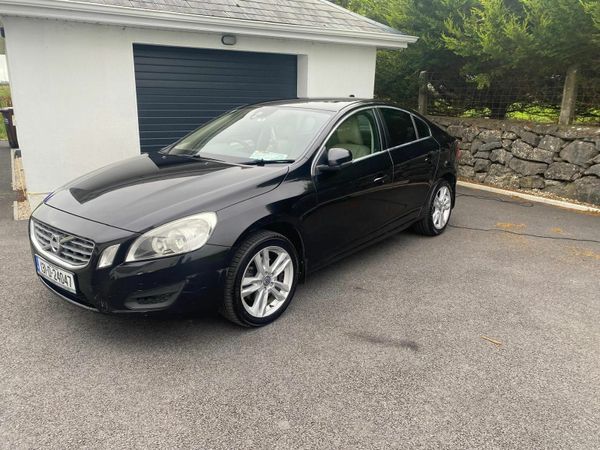 Volvo S60 Saloon, Diesel, 2013, Black