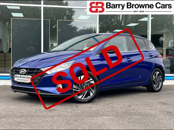 Hyundai i20 Hatchback, Petrol, 2023, Blue