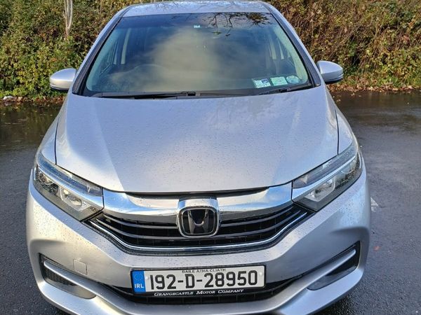 Honda Shuttle MPV, Petrol Hybrid, 2019, Silver