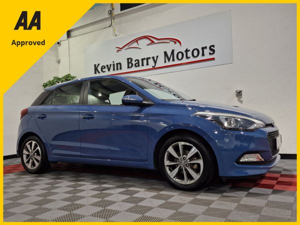 Hyundai i20 Hatchback, Petrol, 2017, Blue