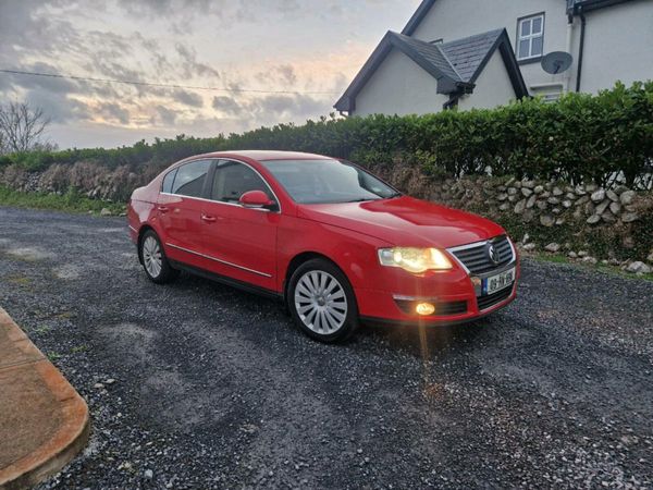 Volkswagen Passat Saloon, Diesel, 2009, Red