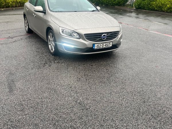 Volvo S60 Saloon, Diesel, 2015, Green