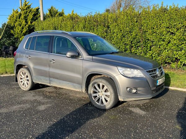 Volkswagen Tiguan SUV, Diesel, 2008, Grey