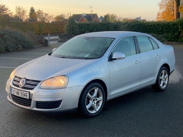 Volkswagen Jetta Saloon, Diesel, 2007, Silver