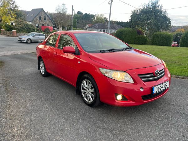Toyota Corolla Saloon, Diesel, 2008, Red