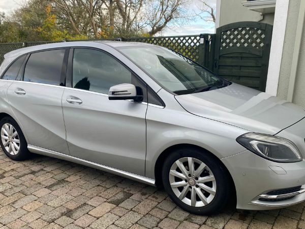 Mercedes-Benz B-Class MPV, Petrol, 2014, Silver