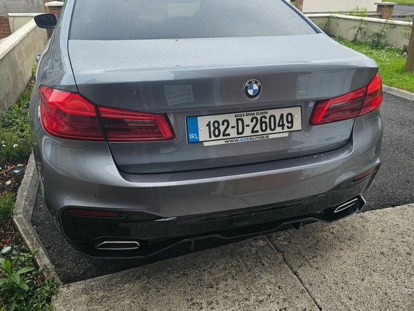 BMW 5-Series Saloon, Petrol Plug-in Hybrid, 2018, Blue