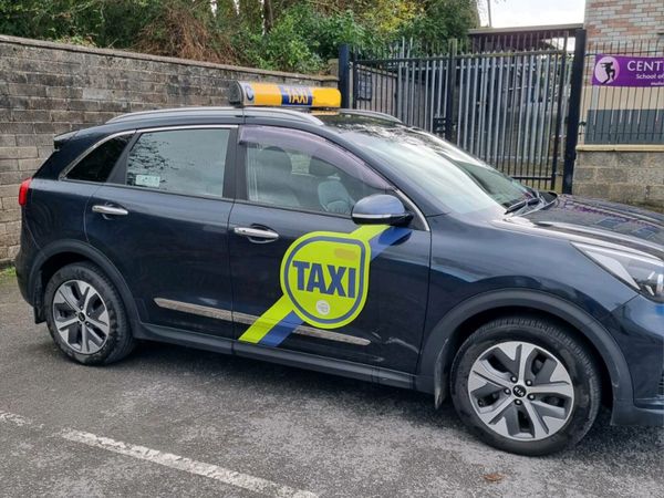 Kia e-Niro Estate/Jeep, Electric, 2021, Blue