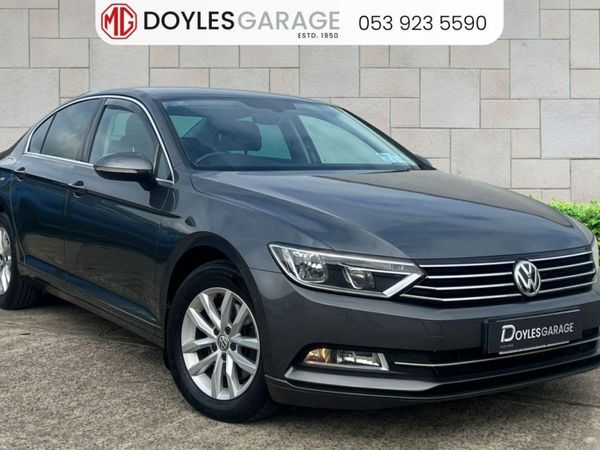 Volkswagen Passat Saloon, Diesel, 2017, Grey
