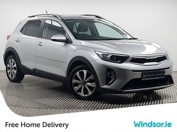 Kia Stonic SUV, Petrol, 2022, Silver