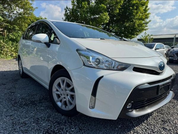 Toyota Prius MPV, Petrol Hybrid, 2016, White