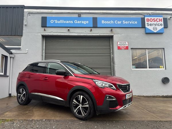 Peugeot 3008 MPV, Petrol, 2020, Red