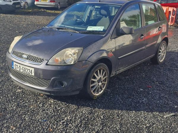Ford Fiesta Hatchback, Petrol, 2007, Grey