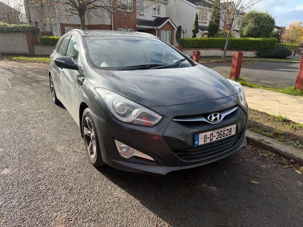 Hyundai i40 Estate/Jeep, Diesel, 2011, Grey