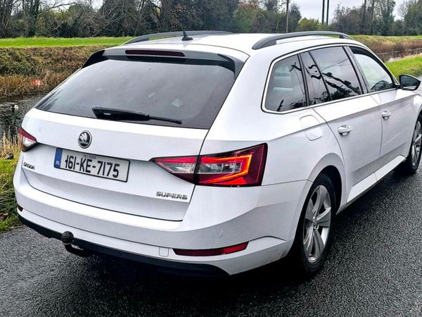 Skoda Superb Estate, Diesel, 2016, White