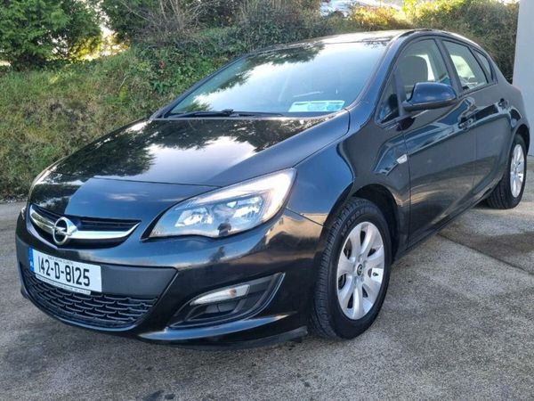 Opel Astra MPV, Petrol, 2014, Black