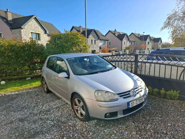 Volkswagen Golf Hatchback, Petrol, 2007, Silver